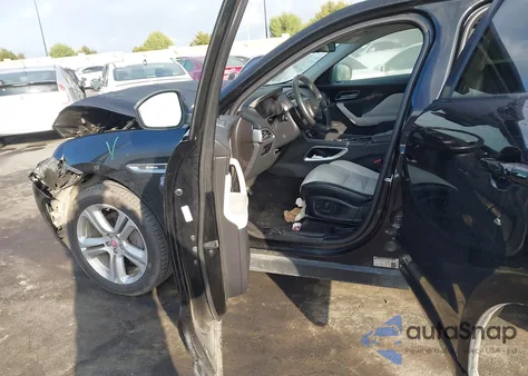 2017 Jaguar F-Pace 35T R-Sport z USA, uszkodzony, nr VIN SADCL2BV9HA047367